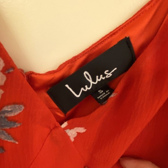 NWT LuLu’s Love in Bloom Dress Small Red Floral Print Off-the-Shoulder High-Low - Picture 10 of 11